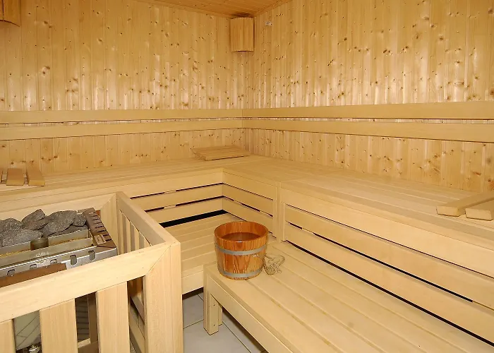 Bristol Relais Du Silence Superior Hotel 3*